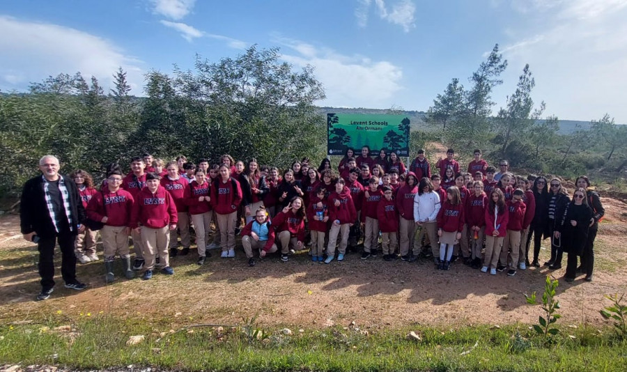 Levent Schools, gelecek nesillere daha yeşil bir dünya bırakma amacıyla gerçekleştirdiği Anı Ormanı projesini bu yıl da sürdürdü.